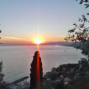 villetta-sul-mare.hotelitalianriviera.com/
