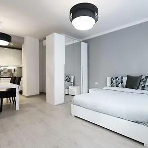  Apartment Center - Porta Romana